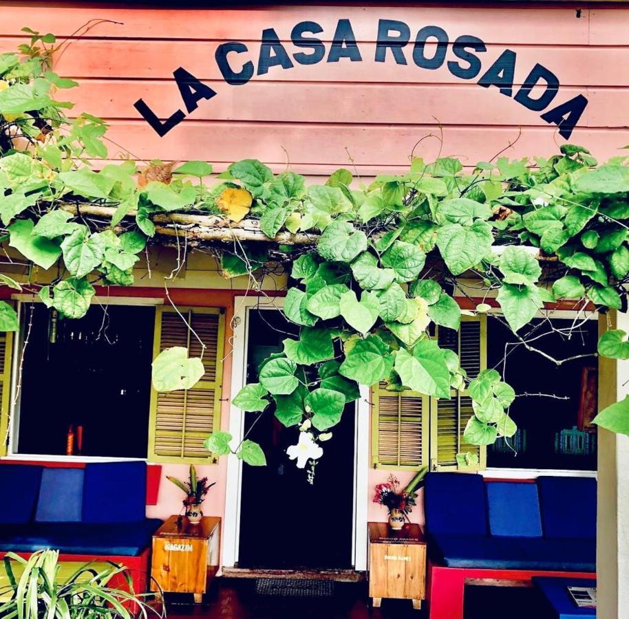Hotel La Casa Rosada Lívingston Eksteriør billede